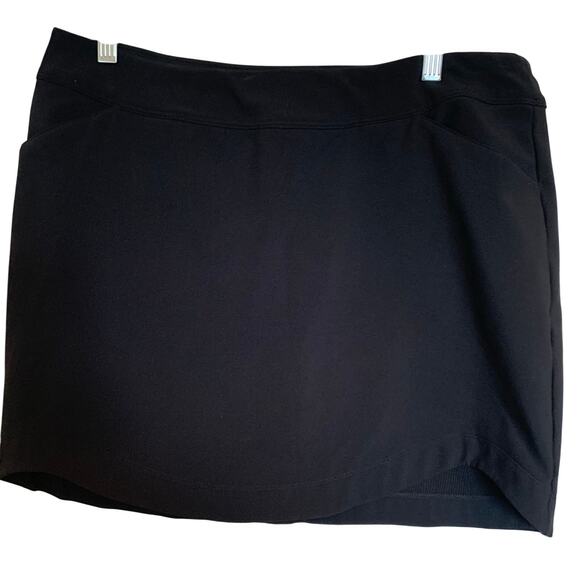 Adidas skort scallop front hem size large in black - Picture 1 of 8